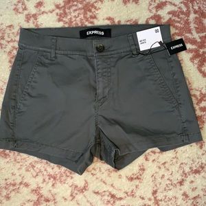 Express Mid Rise Shortie